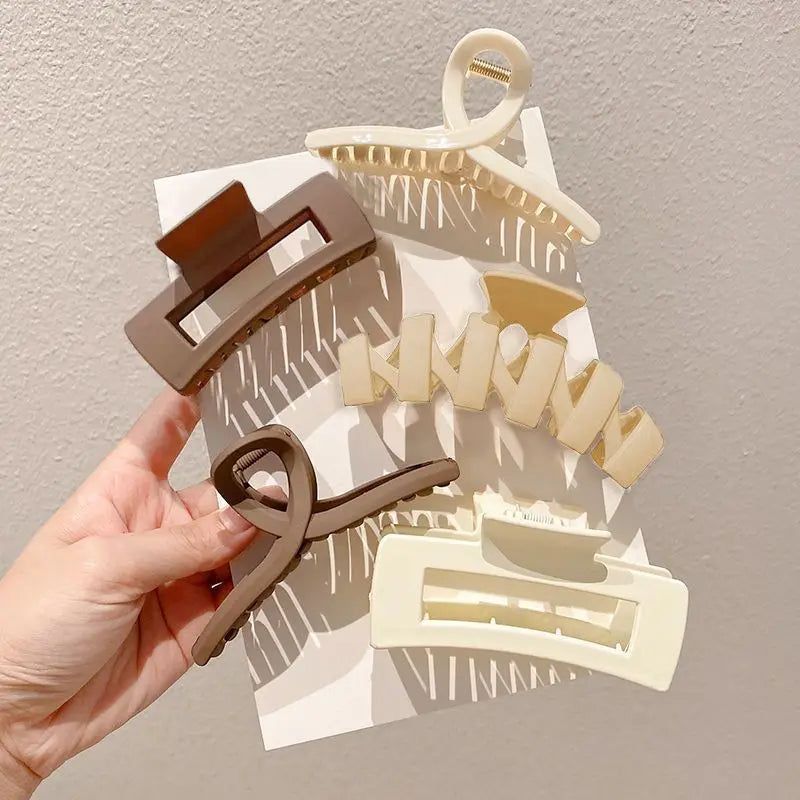 Plastic Hair Clip Set