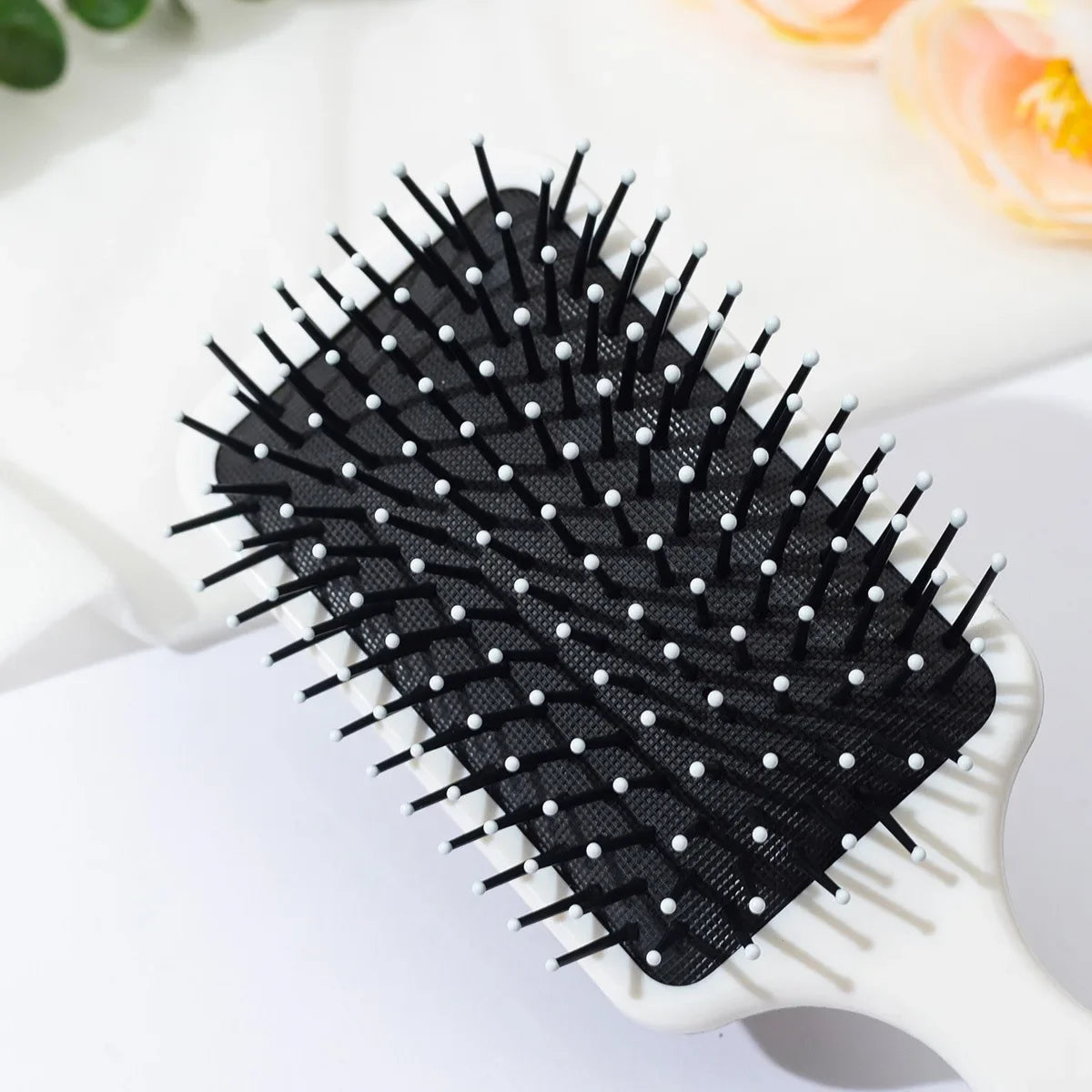 1 Piece of Leopard Print Print Comb with Air Cushion